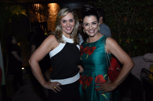 Cynara de Siqueira e Mara Rúbia Magalhães Cynara de Siqueira e Mara Rúbia Magalhães