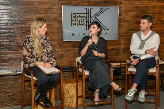 Roberta Dietrich jornalista, gerente do NCD e mediadora do Prosa em NCD com a designer Renata Moura e o designer de interiores do CASAdesign Interiores Salvio Moraes. Roberta Dietrich jornalista, gerente do NCD e mediadora do Prosa em NCD com a designer Renata Moura e o designer de interiores do CASAdesign Interiores Salvio Moraes.