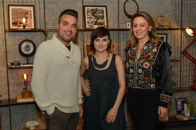 Designer de interiores Phillippe Siarcos, Renata Moura e Ana Claudia Guerra Designer de interiores Phillippe Siarcos, Renata Moura e Ana Claudia Guerra