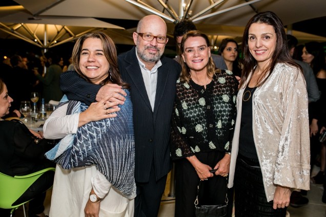Catia Alves, João Grillo, Angela Roldão e Cris Bava Catia Alves, João Grillo, Angela Roldão e Cris Bava