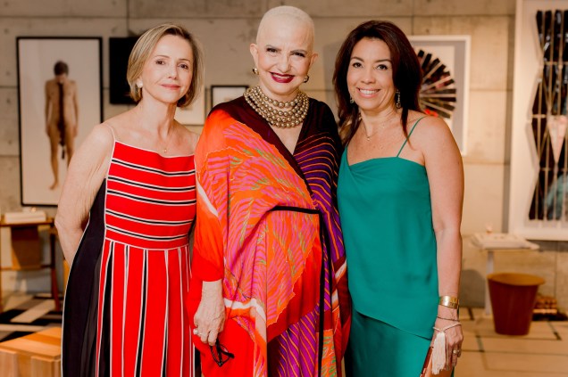 As anfitriãs Sheila Podestá, Moema Leão e Eliane Martins As anfitriãs Sheila Podestá, Moema Leão e Eliane Martins