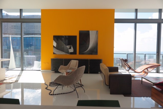 <strong>CASACOR Miami:</strong> uma das maiores atrações da Miami Art Week 2017 foi a primeira edição da mostra brasileira nos EUA. Na foto, living de Suchi Reddy. <strong>CASACOR Miami:</strong> uma das maiores atrações da Miami Art Week 2017 foi a primeira edição da mostra brasileira nos EUA. Na foto, living de Suchi Reddy.