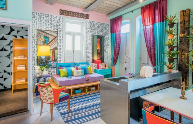 Home Office da Fotógrafa, de Pedro Paranaguá em CASACOR Rio 2015. Home Office da Fotógrafa, de Pedro Paranaguá em CASACOR Rio 2015.