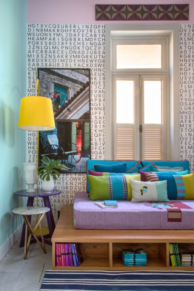 Home Office da Fotógrafa, de Pedro Paranaguá em CASACOR Rio 2015. Home Office da Fotógrafa, de Pedro Paranaguá em CASACOR Rio 2015.