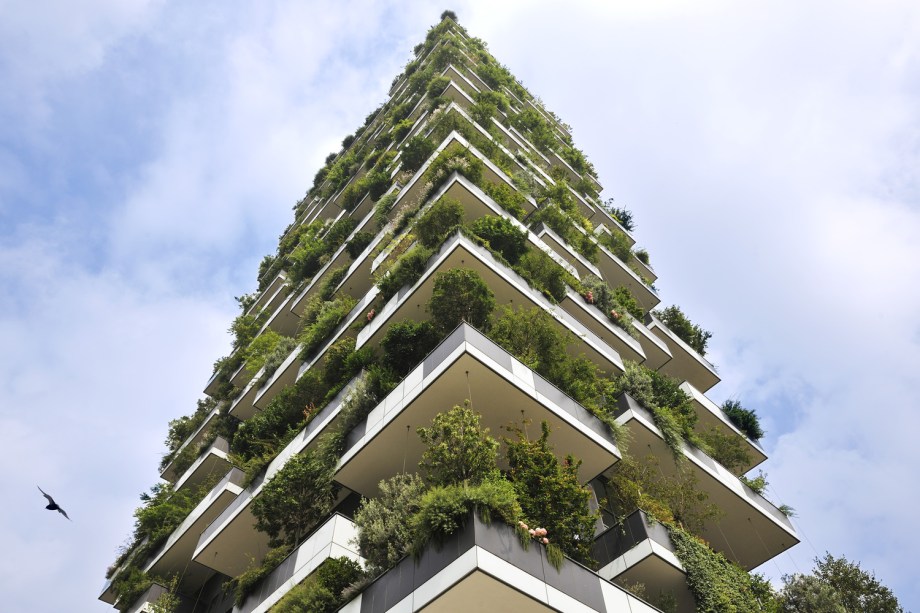 Vertical Forest: Boeri Studio (Stefano Boeri, Gianandrea Barreca, Giovanni La Varra)