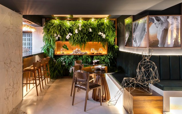O Marê Café conta com croissants, quiches, cupcakes, brownies além de deliciosos cafés nomeados em homenagem a grandes arquitetos: Lina Bo Bardi e Oscar Niemayer. O Marê Café conta com croissants, quiches, cupcakes, brownies além de deliciosos cafés nomeados em homenagem a grandes arquitetos: Lina Bo Bardi e Oscar Niemayer.