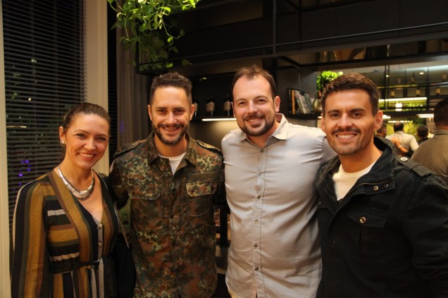 Elenice Cardoso, Moacir Jr, Mateus Corradi e Salvio Jr. Elenice Cardoso, Moacir Jr, Mateus Corradi e Salvio Jr.