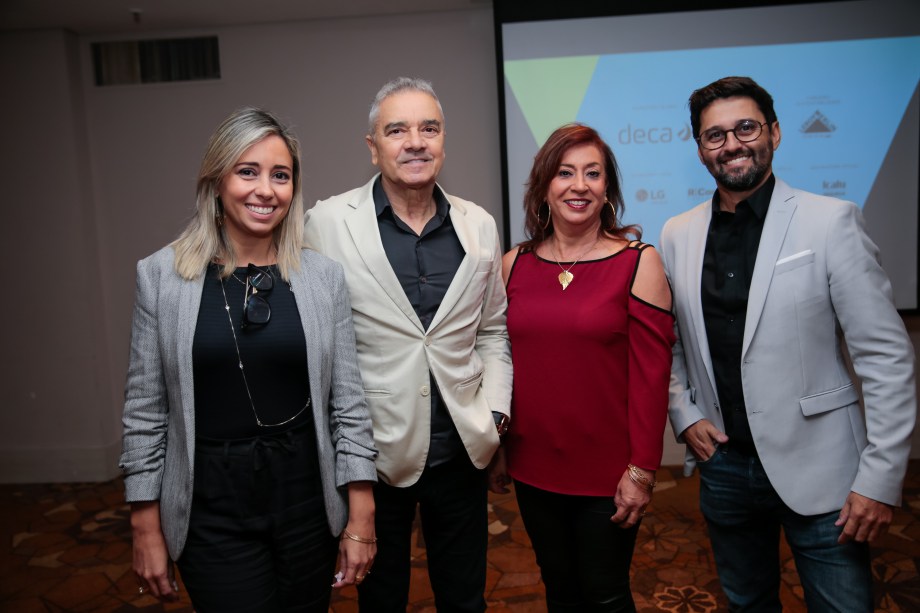 Karina Capaverde, Valdecir Santos, Vera Capaverde e Luciano Mota