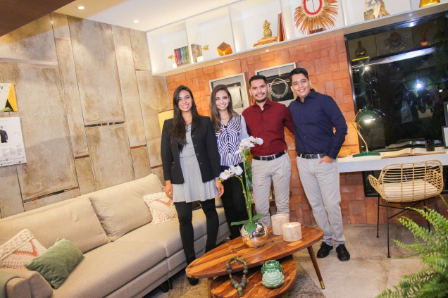 Alejandra e Daniela Saucedo, Ivan Lengstorff e Renato Trujillo Alejandra e Daniela Saucedo, Ivan Lengstorff e Renato Trujillo