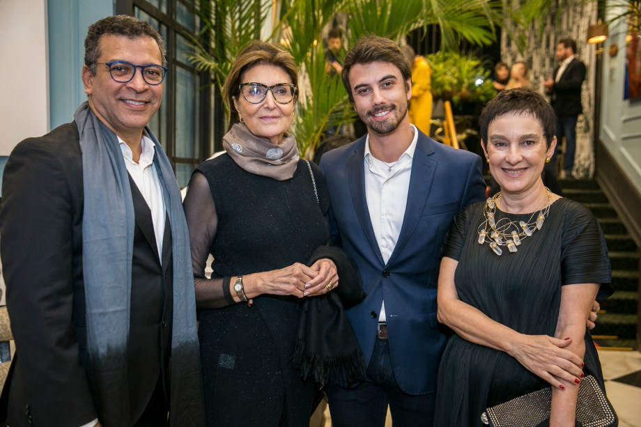 Pedro Ariel, Cris Ferraz, Lucas Takaoka e Lívia Pedreira