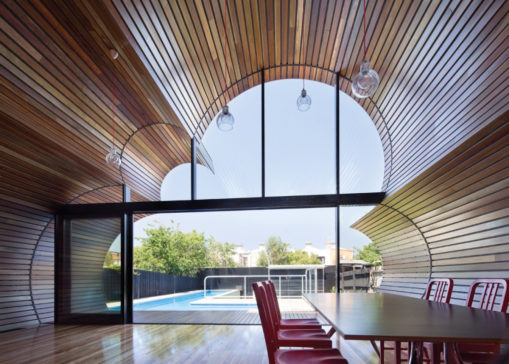 emeco_111navy_2_8009