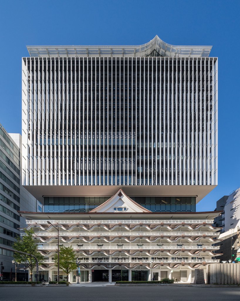 kengo-kuma-KKAA-royal-classic-osaka-designboom-01 kengo-kuma-KKAA-royal-classic-osaka-designboom-01