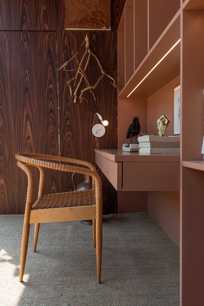 office-terra-brasil-leo-shehtman-janelas-casacor-sao-paulo-2020-salvador-cordaro-2