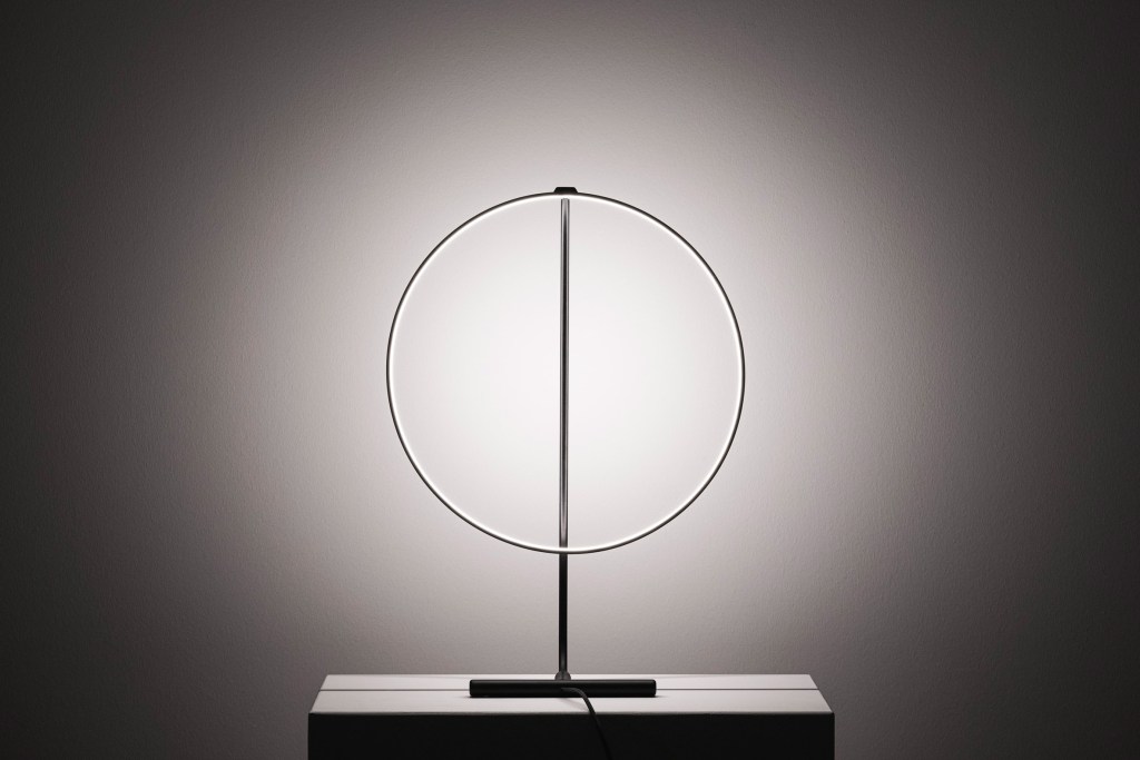poise-lamp-robert-dubi-lighting-design-_dezeen_2364_col_7 poise-lamp-robert-dubi-lighting-design-_dezeen_2364_col_7
