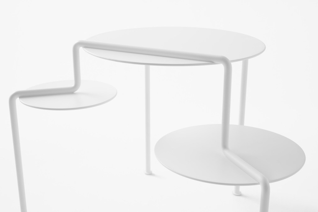 Nendo Design 4 mesa em cascata por Nendo Design