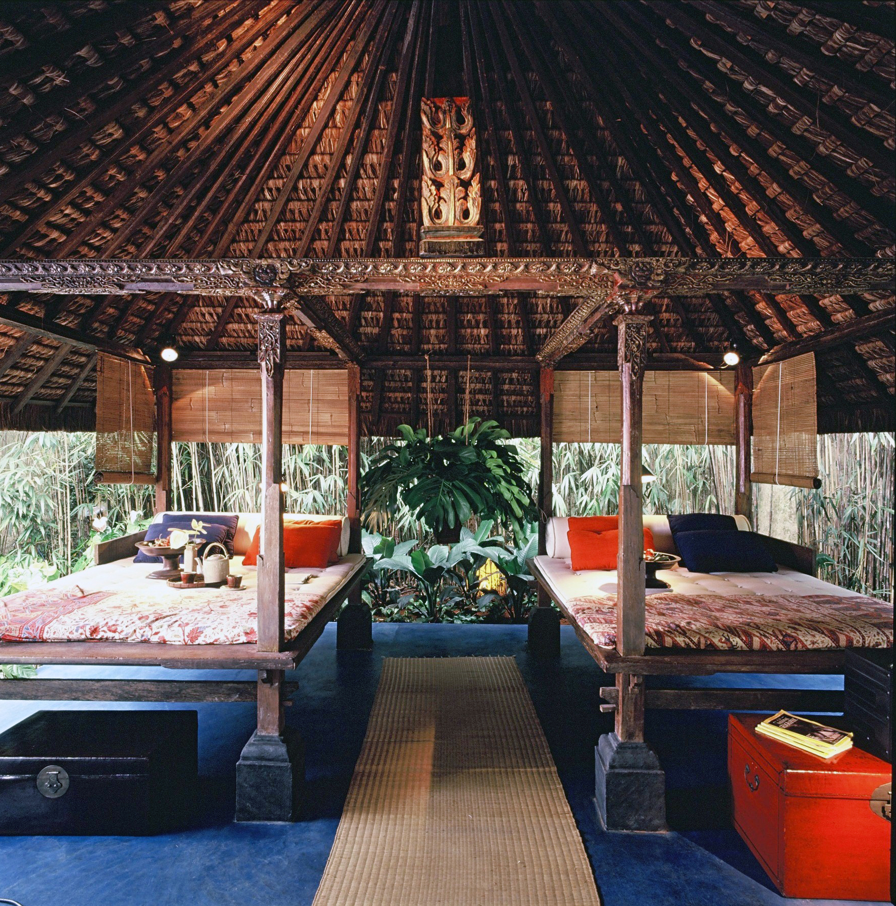 Ambiente de Esther Giobbi para a CASACOR S&atilde;o Paulo 1997