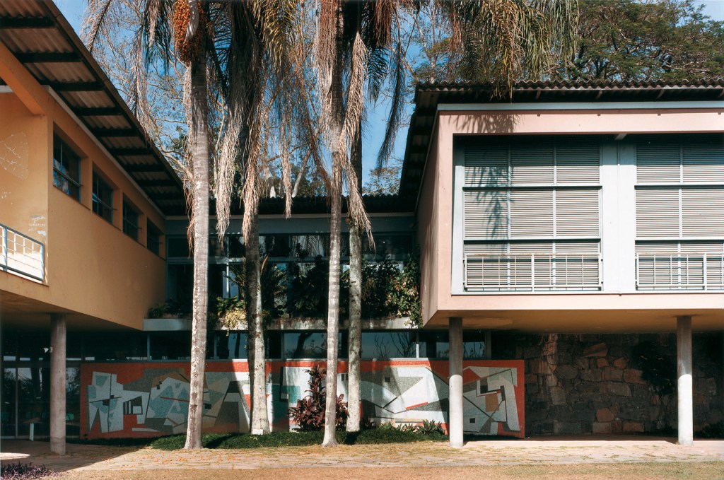residencia de olivo gomes fachada Residência Olivo Gomes completa 70 anos
