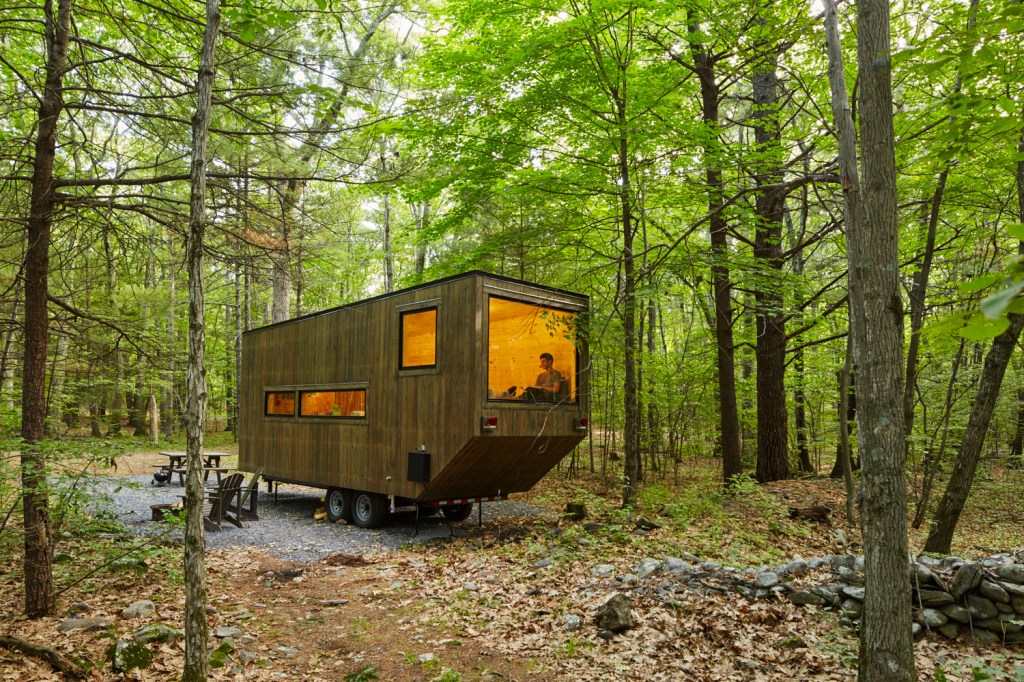 AICHINGER__Maisie_2) (1) tiny house no meio da natureza