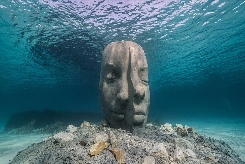 museu subaquatico debaixo d'água mar mediterrâneo jason decaires mergulho arte escultura frança