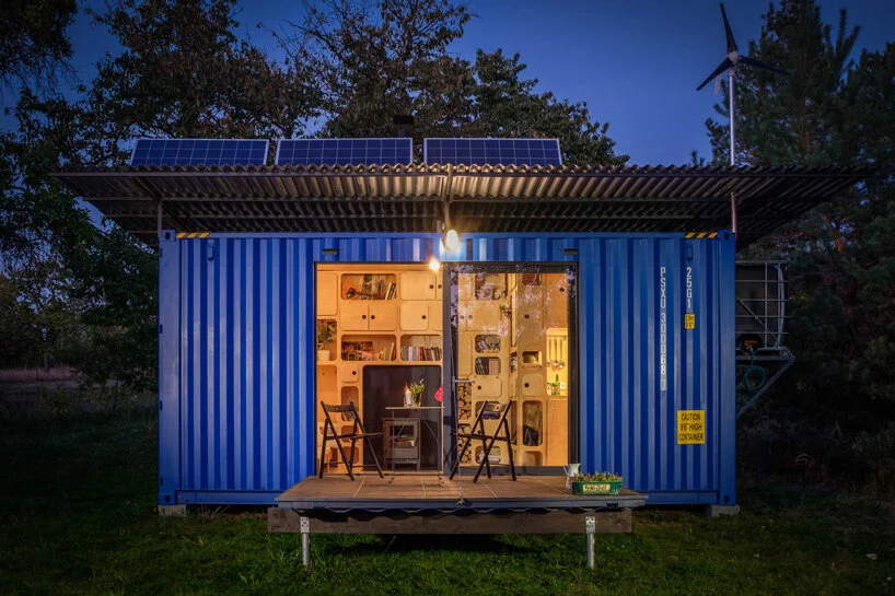 casa-container-reciclada Casa container vista de fora é projeto da Pinup Houses