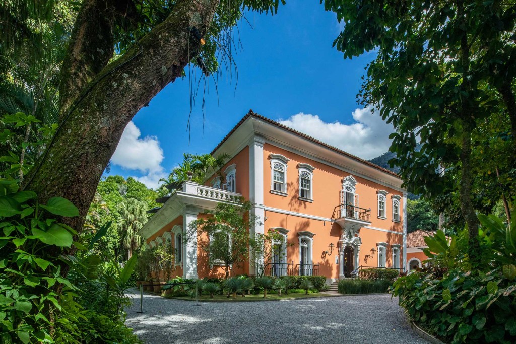 casacor rio de janeiro 2021 residencia brando barbosa sede mostra foto andre nazareth fachada jardim