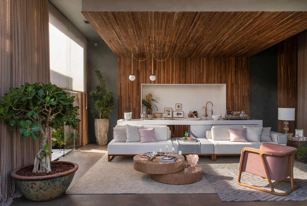 10- Simone Pedreschi – Loft Essência Feminina -CASACOR Ribeirão Preto 2019 Loft Essência Feminina por Simone Pedreschi - CASACOR Ribeirão Preto