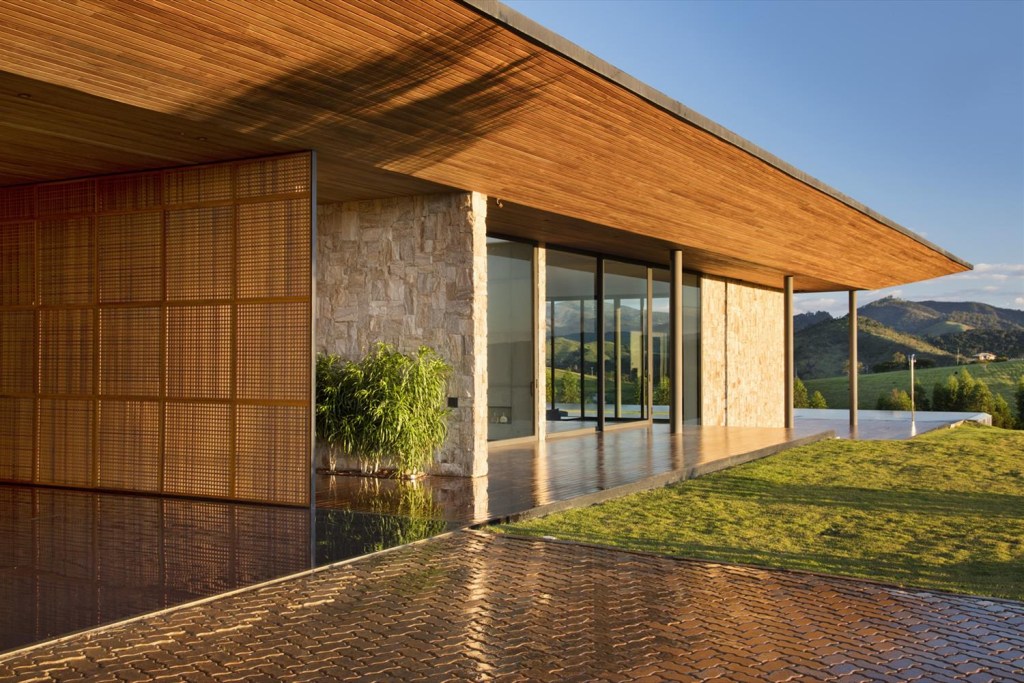 Casa de Fazenda no Rio de Janeiro foi assinada por Intown Arquitetura