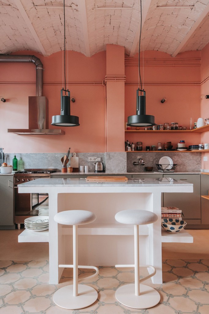 cor de pessego 6 decoração; cor pêssego; inspirações; arquitetura; sala de estar; sala de jantar; cozinha; casa; apartamento