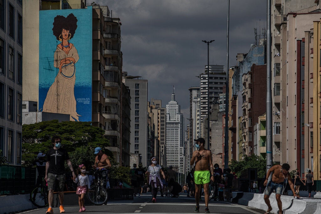 arte urbana; são paulo; grafite; muralistas; questões sociais e raciais