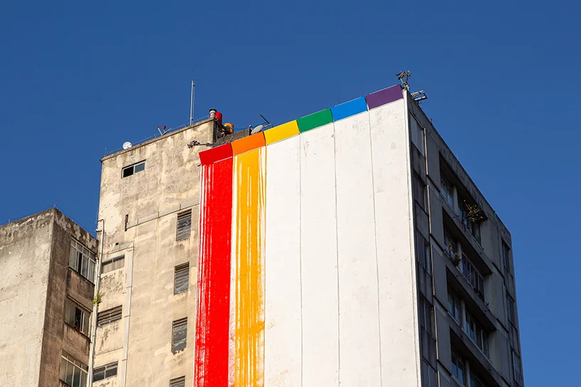 togetherwithpride-new-urban-installation-by-estudio-guto-requena-1-60da5c0893e67 #TogetherWithPride; LGBTQIA+; são paulo; minhocão