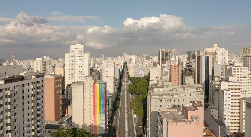 togetherwithpride-new-urban-installation-by-estudio-guto-requena-5-60da5c0894007 #TogetherWithPride; LGBTQIA+; são paulo; minhocão