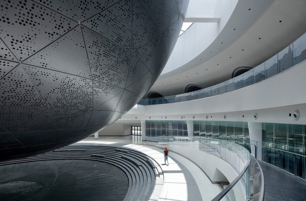 museu; astronomia; china; maior museu do mundo; arquitetura; moderna; engenharia; construção; universo; planetário