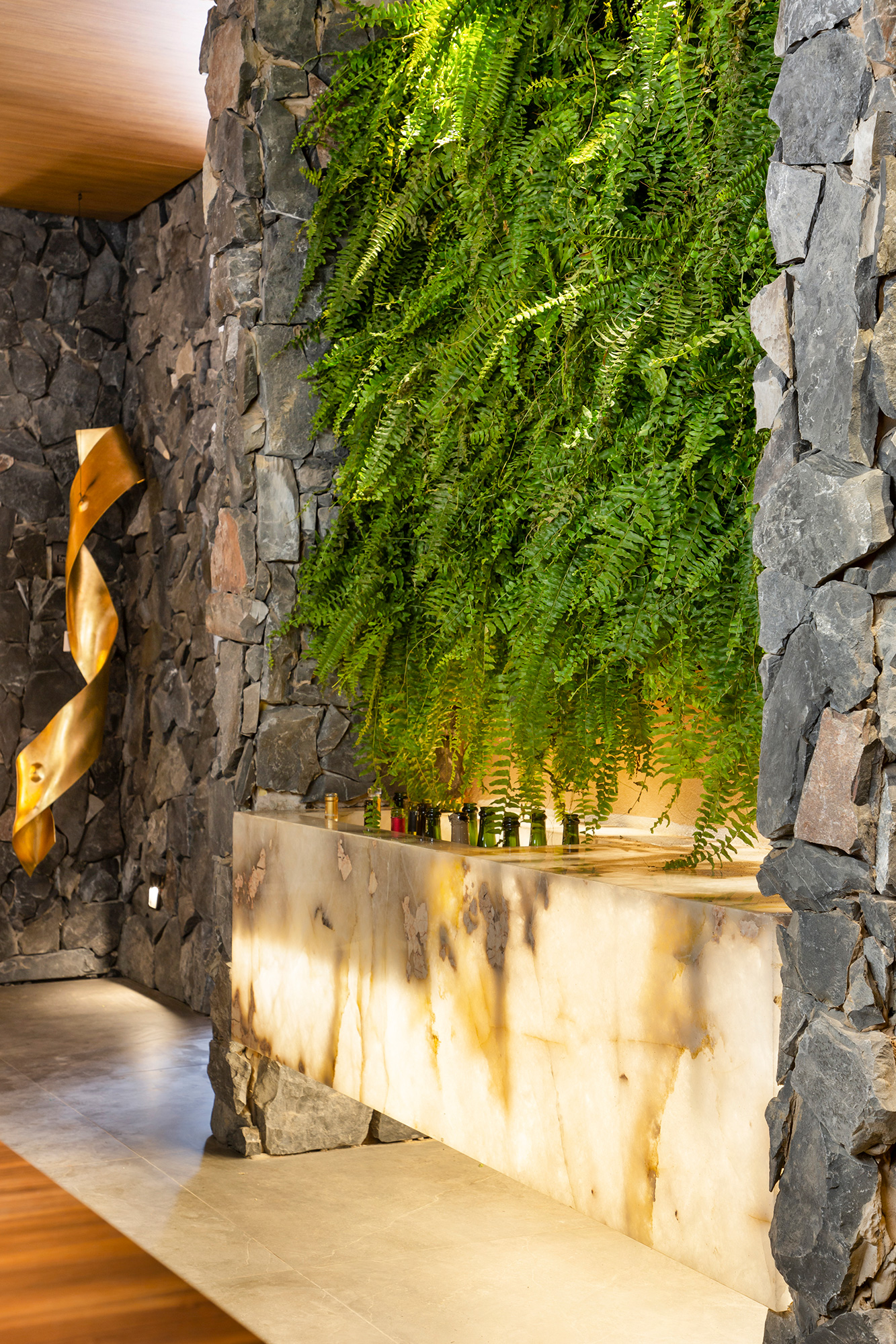 Jana&iacute;na Dias &ndash; Sala do Colecionador, projeto da CASACOR Mato Grosso do Sul 2021.