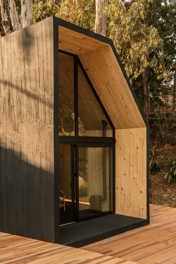 lucas-pereira-belizario-barbara-fonseca-souza-liga-arquitetura-casacor-minas-gerais-2021-luiza-ananias Cabana Soluções Usiminas Lucas Pereira Belizario Barbara Fonseca de Souza Liga Arquitetura CASACOR Minas Gerais 2021 modular pinus arquitetura