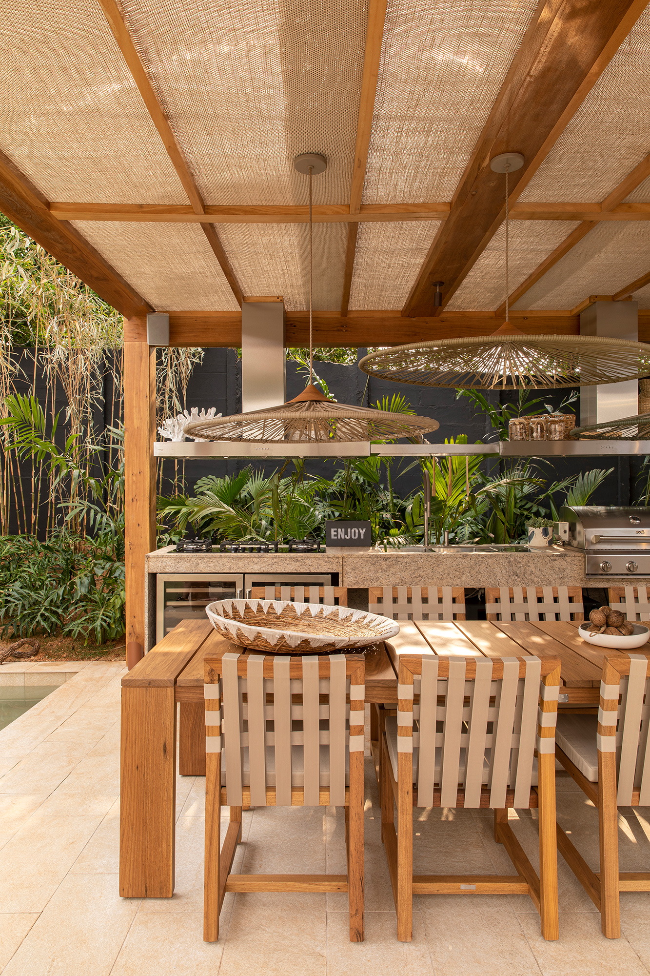 Sarita &Aacute;vila - Varanda Mediterr&acirc;nea, projeto da CASACOR RIbeir&atilde;o Preto 2021.