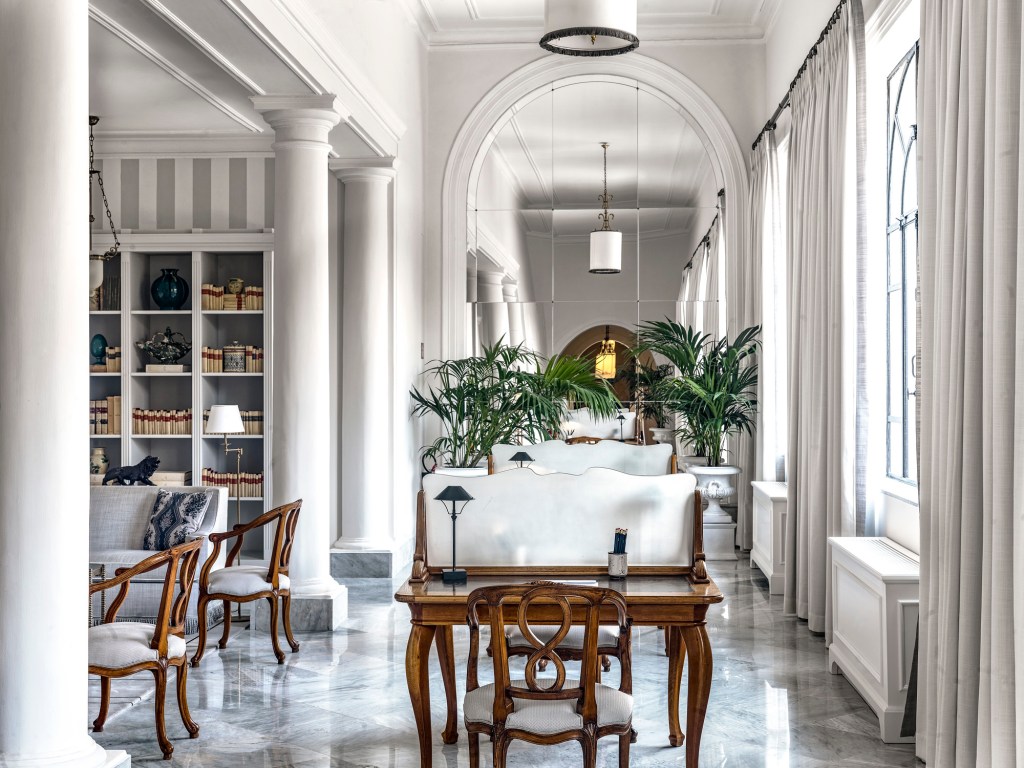 Library Hotel Villa Igiea