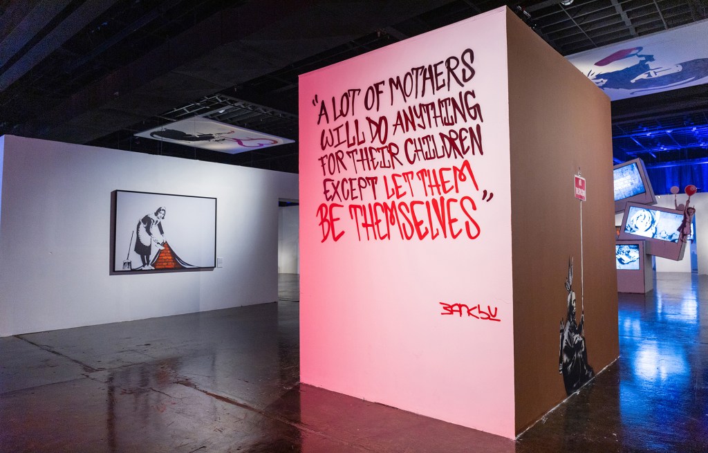 Mostra imersiva sobre Banksy em SP apresenta mais de 150 obras