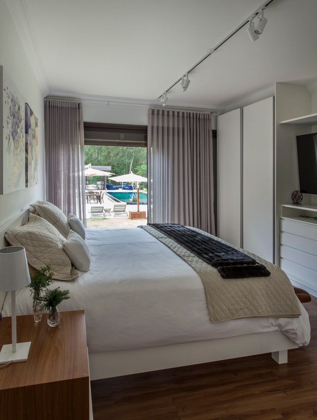 8_Projeto de Korman Arquitetos_Foto de Eduardo Pozella Em Itu, reforma transforma casa de campo no tão sonhado refúgio da família. Assinado por Korman Arquitetos