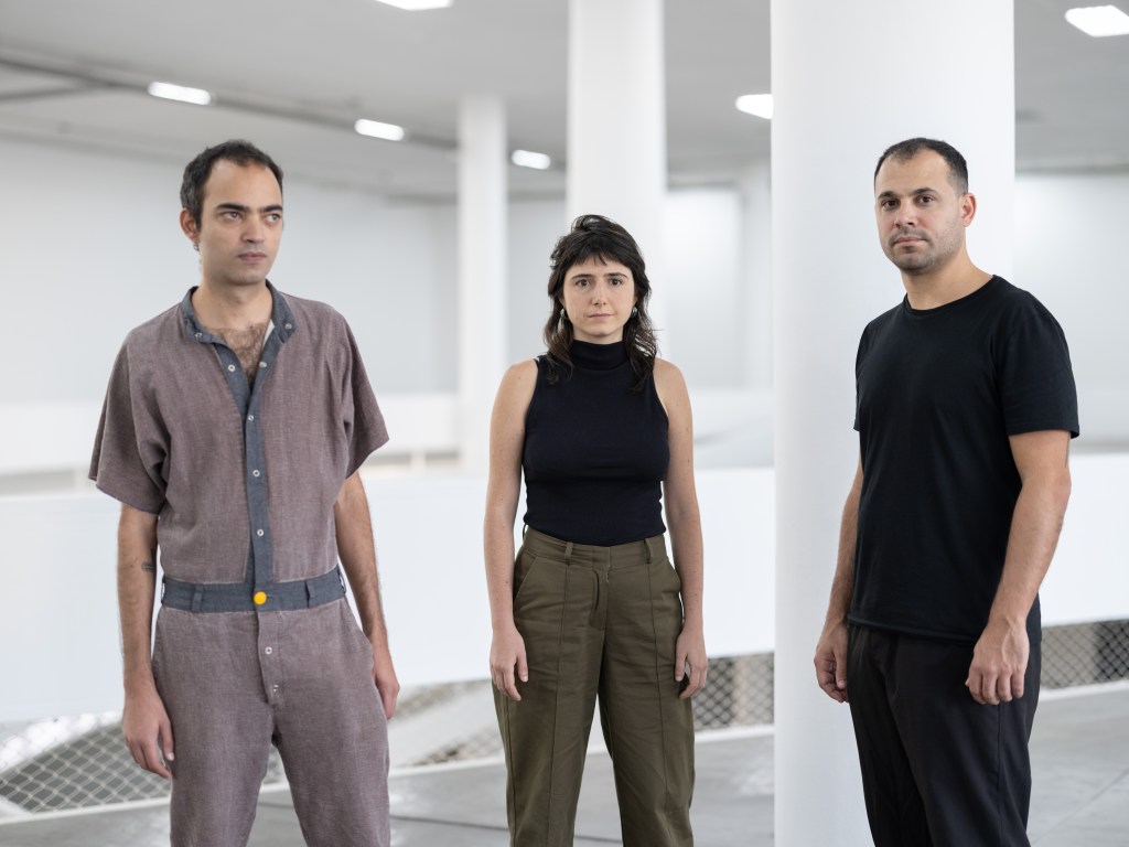 Vão-2 Enk te Winkel, Anna Juni, Gustavo Delonero, Vão.