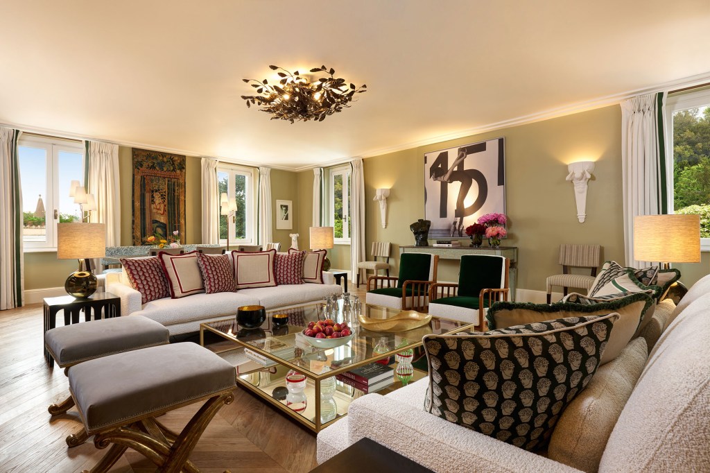 suite-presidencial-hotel-russie-evoca-sensacao-residencia-romana (10) Suíte presidencial do Hotel de Russie evoca sensação de residência romana