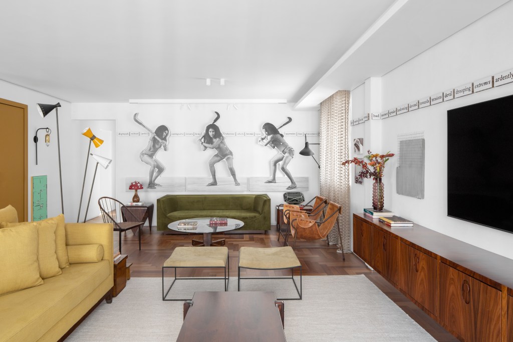 29_V7A9850_LORENA_CL-01 Equilíbrio entre moderno e contemporâneo marca apartamento no Jardins, SP - assinado por Klaus Schmidt, à frente da KAS ARQ, em parceria com a arquiteta Daniela Garcia.