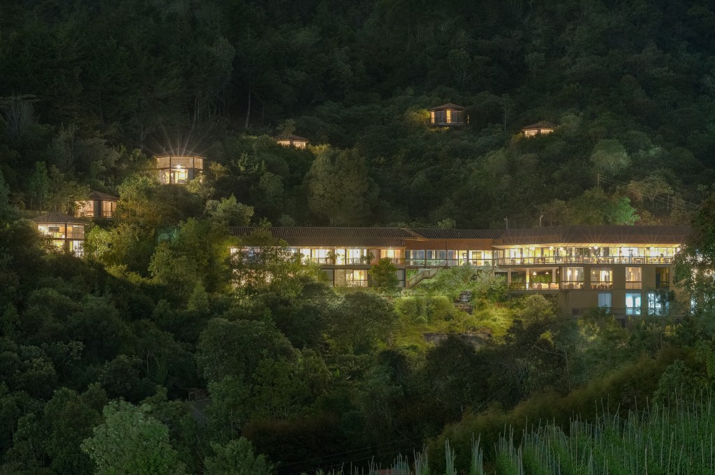 hotel-sustentavel-colombia-feito-tijolos-terra-compactada (12) hotel-sustentavel-colombia-feito-tijolos-terra-compactada (12)